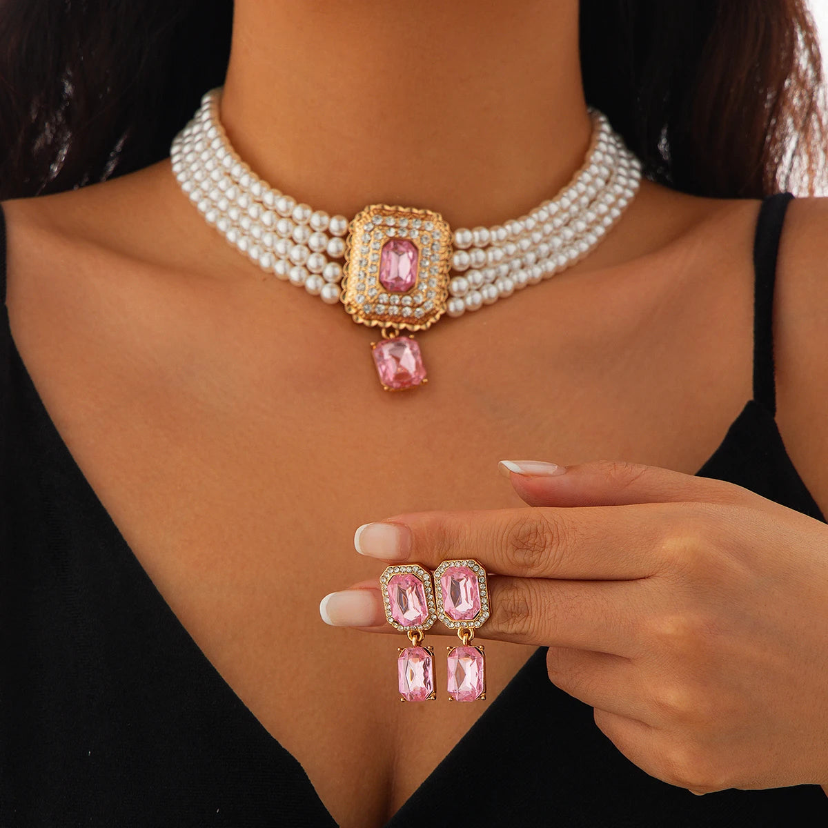 Collier à Double Couche et Boucles d'Oreilles en Perle