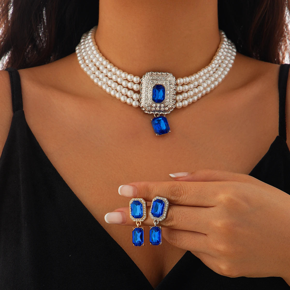 Collier à Double Couche et Boucles d'Oreilles en Perle